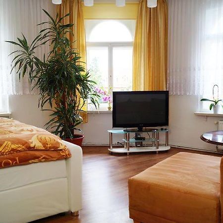 Pension Und Ferienwohnung Stadt Альтенбурґ Екстер'єр фото